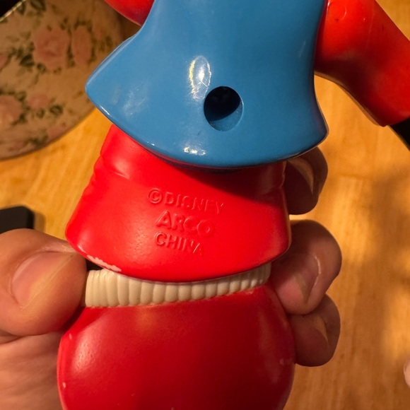 Vintage 1980s Arco Disney Goofy Basketball Figure 11" High - Picture 6 of 8